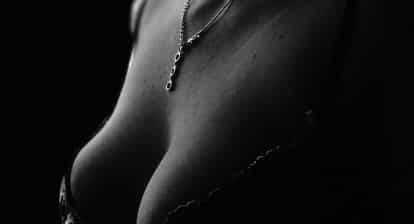 grandes tetas infidelidad