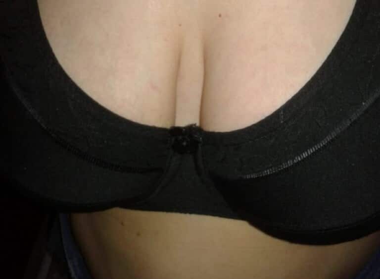 mis tetas y el culo de mi hermana